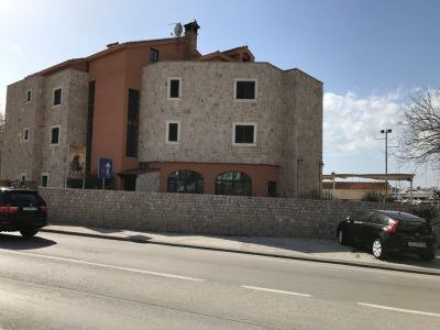 Jurasova 1b, Strožanac