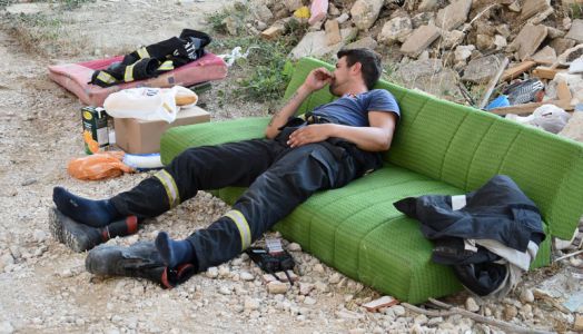 Vatrogasac se odmara - iznad izvora rijeke Jadro - Majdan