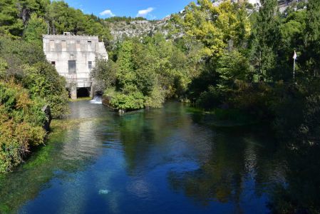 Kupalište na izvoru Jadra