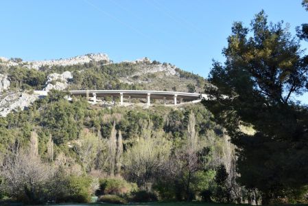 ODLAGALIŠTE OTPADA ISPOD BRZE CESTE