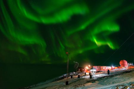 Auroras Australes in Antarctica by Lucas Gabriel Merlo (Argentina's Belgrano II Base)