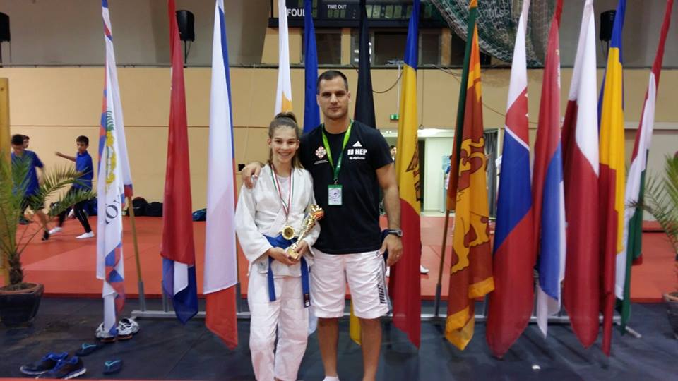 13325626_1705481676368380_613868724100334491_n