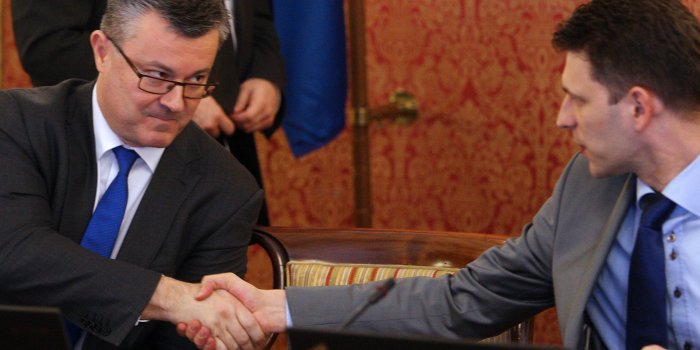 images-cms-image-000037076