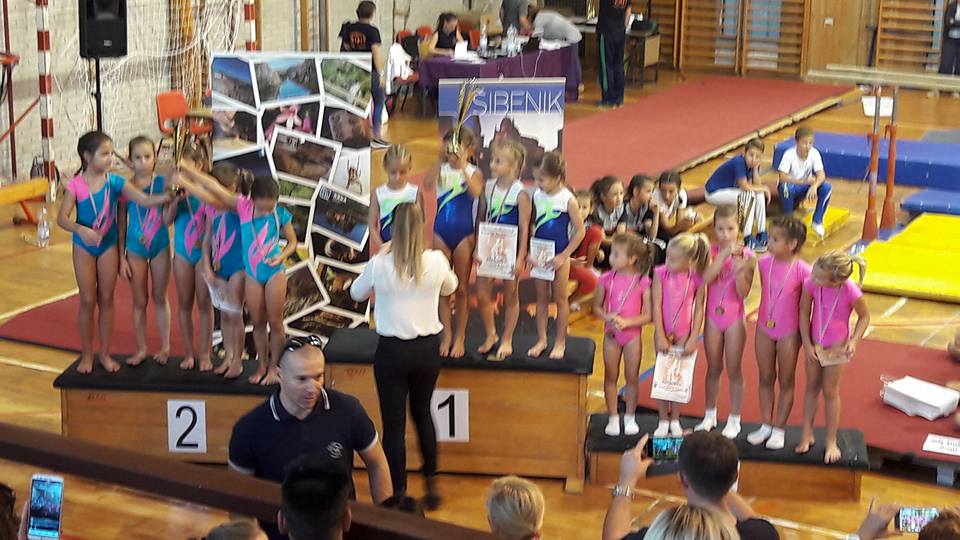 14469587_1779032115645363_1913681872232655875_n