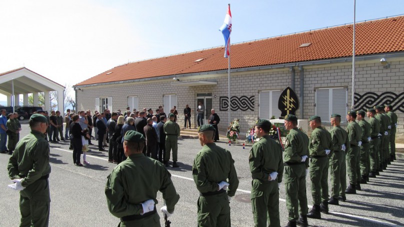 Batt policija mravinci