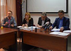 VIDEO (NE)kultura pojedinih novinara i (NE)odgovori na pitanja postavljena gradonačelniku Daliboru