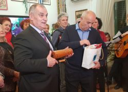 Župan proslavio Božić s Makedoncima: I Blaženko Boban je zaplesao kolo!