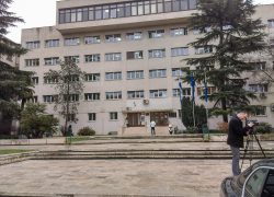 ZA BOLJU STOLICU VALJA MAKNIT GUZICU | Sedmorica Ogorana stigla na prosvjed, a ostali?