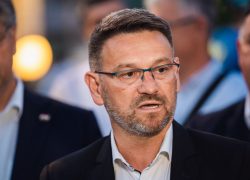 Zbog otvorenog pitanja Dalibor angažirao odvjetnika i poslao mi “Božićnu čestitku”