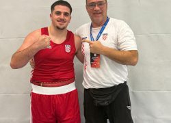 TORCIDA SLAVI SVOG SOLINJANINA: Tomislav Japirko spektakularnim prekidom do četvrtfinala Europe!