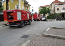 Vatrogasci sletjeli s ceste, odvezeni na Hitni kirurški prijem splitske bolnice