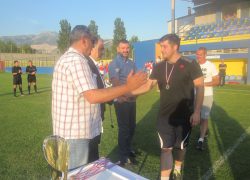 NK SOLIN: Nakon uspješne sezone juniora Solina Ostavka i trenera juniora Duje Tokića!