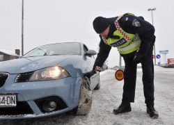 Od danas obvezna zimska oprema, u suprotnom vozaču prijeti novčana kazna od 700 kuna