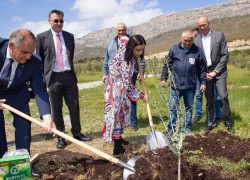 Ministrica poljoprivrede Marija Vučković posjetila Poljoprivredno-braniteljsku zadrugu Lintar