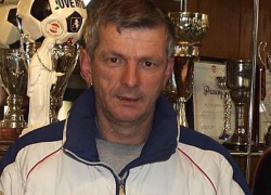 Preminuo bivši igrač i trener Sloge iz Mravinaca Branko Buzov