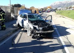VIDEO BMW sletio s ceste, vozač prošao s lakšim ozljedama