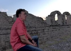 KRATKI REZOVI 1064, snimljeni u našemu Amfiteatru (u društvu Hana Soloa), na internetu…