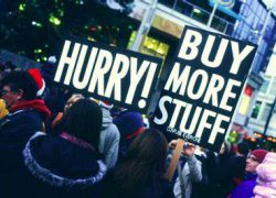 TOKSIČNI KONZUMERIZAM: ZAŠTO „TREBAMO“ TOLIKO STVARI?