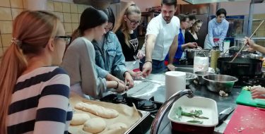 KUHANJE JE ĐIR!: Uskoro kuharske radionice za mlade, projekt na tragu nekadašnjeg “domaćinstva”