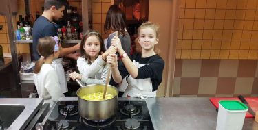 MALI CHEF: Krenuo upis u novi ciklus radionica kuhanja za djecu