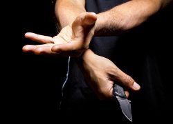 NASILNA PLJAČKA U&scaron;ao u skladi&scaron;te ljekarne, odgurnuo djelatnicu i otuđio vi&scaron;e komada lijekova