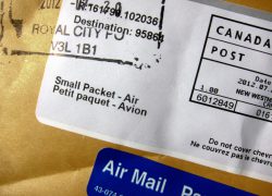 Potvrđeno nam je – povrh PDV-a na male pakete, od 1.7. plaćat ćemo i dodatnu naknadu Hrvatskoj pošti