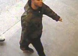 POLICIJA MOLI POMOĆ: Prepoznajete li ovog muškarca?