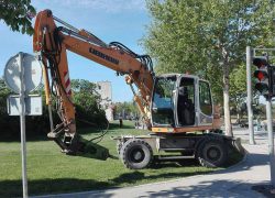 “Mala nam je Radićeva ulica, jel možemo parkirati i na livadi”?