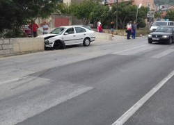 NEKONTROLIRANA VOŽNJA: Automobilom se zabio u zid