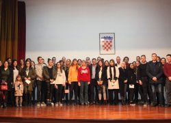 Održana svečana dodjela stipendija grada Solina