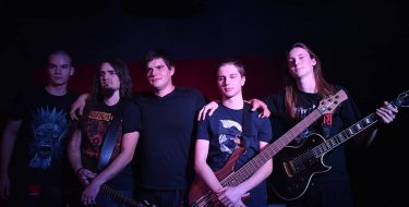 V&ucirc;lom metal bend iz Ka&scaron;tela. Za Solin Live, gitarist Sandro Radan će nam reći o bendu, koncertima i glazbenoj sceni u Hrvatskoj